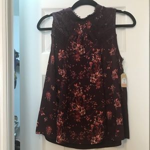 *Sleeveless Blouse